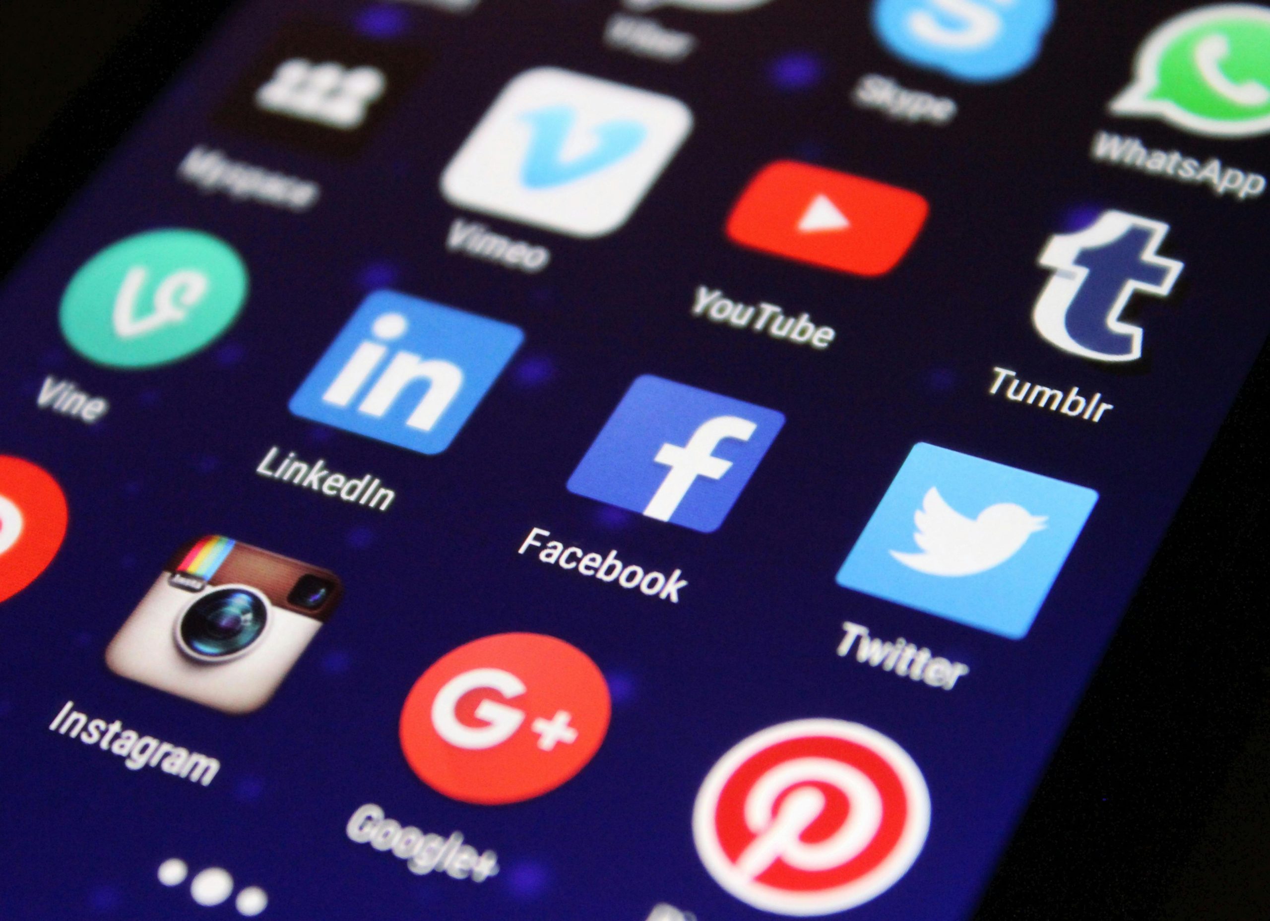 Social Media Management Service 5 B2B Social (Linkedin, X, Truth Social, Whatsapp)